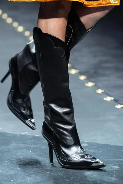 Look 6